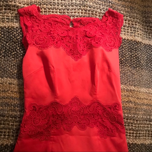 Red Karen Millen dress with lace - Picture 6 of 10